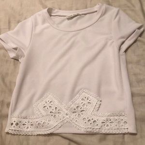 Short sleeve white top
